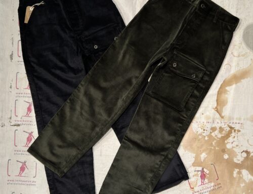 A Piece of Chic heavy corduroy commando pants black and olive green