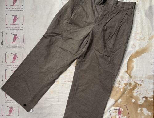 Klasica  lindberg trousers hand dyed density cotton twill dust