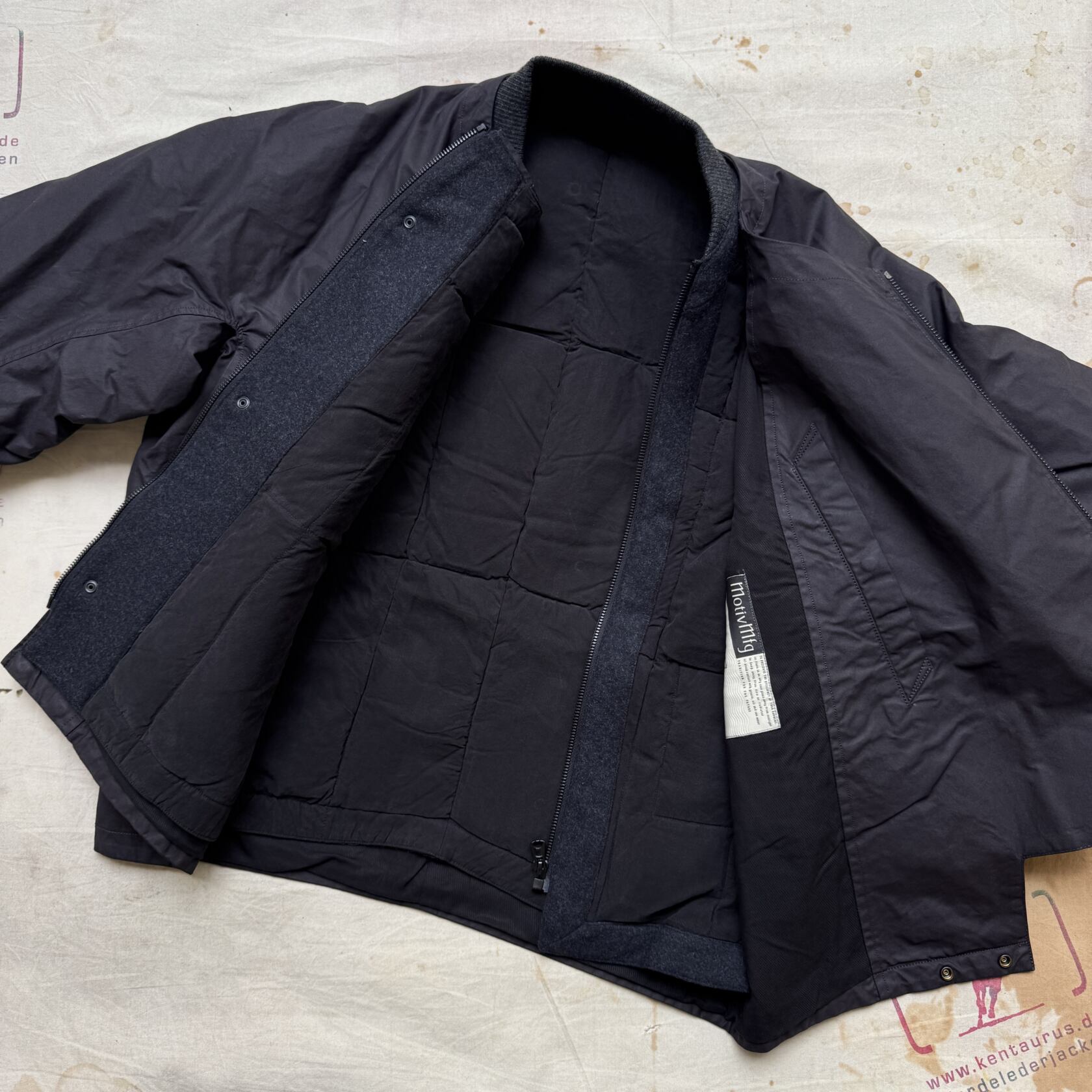 MotivMfg armour jacket halley stevenson waxed cotton dark grey aubergine MotivMfg